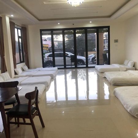 דה לאט Hotel 111 מראה חיצוני תמונה