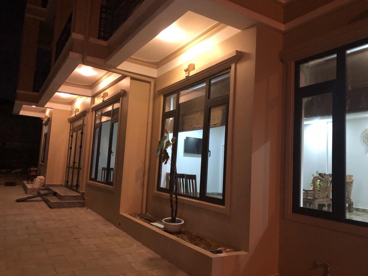 דה לאט Hotel 111 מראה חיצוני תמונה
